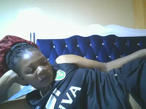 clakemmy250 online show from December 5, 9:11 pm