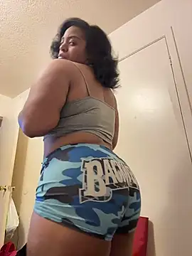 prettlovely14 online show from January 15, 2:15 am