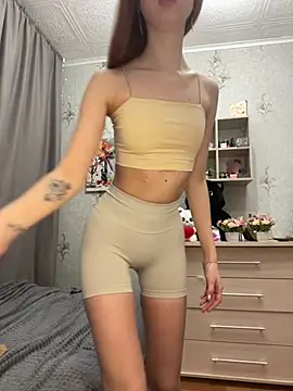 Snapshot of Magdalene_Janette chatting on February 5, 6:02 am Magdalene Janette online show from February 5, 6:02 am