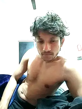 Snapshot of Indiandaddy11 chatting on February 21, 6:59 pm Indiandaddy11 online show from February 21, 6:59 pm