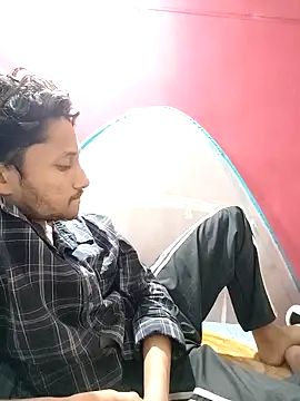 Snapshot of Indiandaddy11 chatting on January 30, 6:21 pm Indiandaddy11 online show from January 30, 6:21 pm