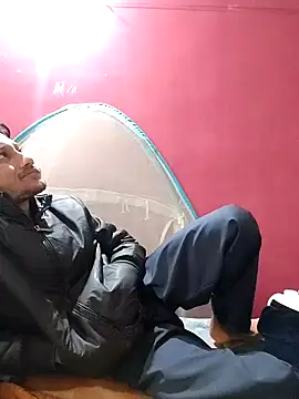 Snapshot of Indiandaddy11 chatting on January 29, 7:00 pm Indiandaddy11 online show from January 29, 7:00 pm