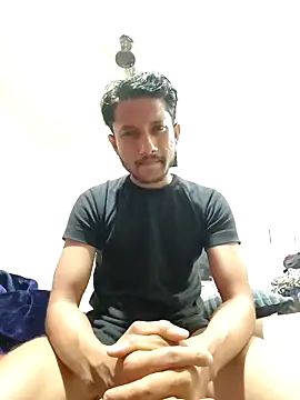 Snapshot of Indiandaddy11 chatting on March 20, 8:51 pm Indiandaddy11 online show from March 20, 8:51 pm