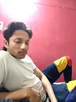 Snapshot of Indiandaddy11 chatting on February 13, 5:44 pm Indiandaddy11 online show from February 13, 5:44 pm