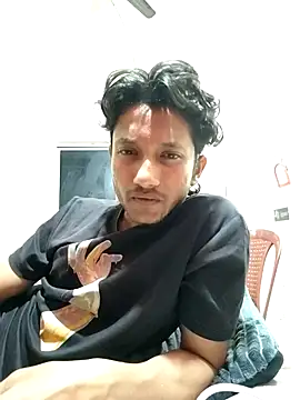 Snapshot of Indiandaddy11 chatting on February 18, 2:59 pm Indiandaddy11 online show from February 18, 2:59 pm