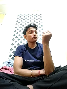 Indiandaddy11 online show from February 26, 9:15 pm
