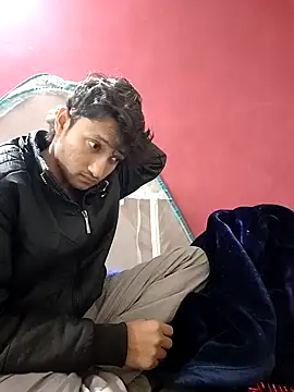 Snapshot of Indiandaddy11 chatting on January 7, 4:27 pm Indiandaddy11 online show from January 7, 4:27 pm