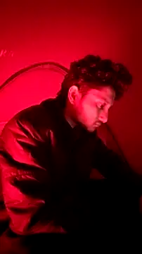 Snapshot of Indiandaddy11 chatting on January 15, 12:36 pm Indiandaddy11 online show from January 15, 12:36 pm