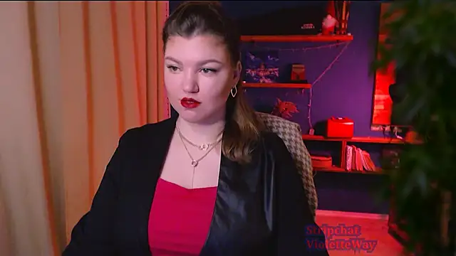 VioletteWay online show from February 19, 4:00 pm