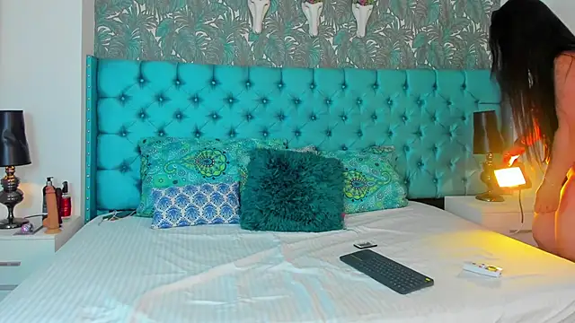 PariisRoa online show from January 9, 8:16 pm