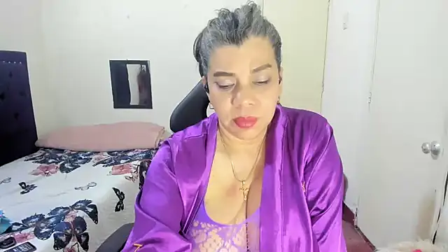 vikyadams online show from February 13, 7:52 am