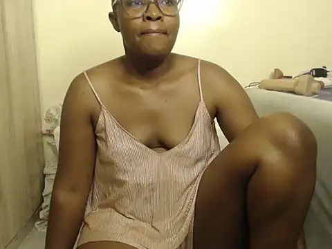 joy jj online show from November 18, 9:45 am