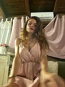 Snapshot of vampvanna23 chatting on June 28, 10:16 pm vampvanna23 online show from June 28, 10:16 pm