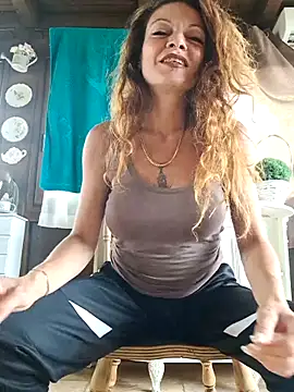 Snapshot of vampvanna23 chatting on September 9, 1:09 pm vampvanna23 online show from September 9, 1:09 pm