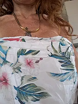 Snapshot of vampvanna23 chatting on May 30, 11:38 am vampvanna23 online show from May 30, 11:38 am