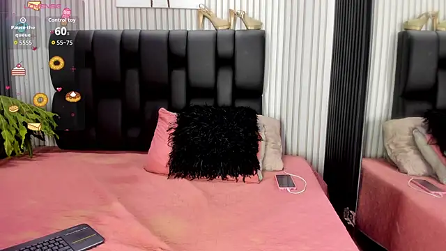 PamelaAnderson 2 online show from November 29, 4:23 am