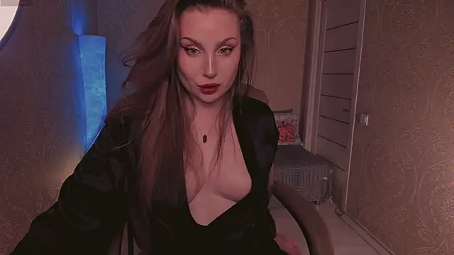 Eesmaaarrr online show from December 18, 11:08 pm