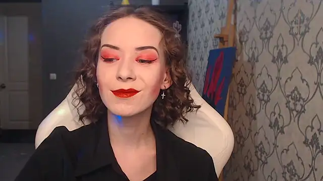 Snapshot of FascinatingEyess chatting on June 23, 7:12 pm FascinatingEyess online show from June 23, 7:12 pm