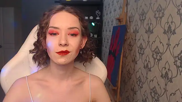 Snapshot of FascinatingEyess chatting on May 4, 7:17 pm FascinatingEyess online show from May 4, 7:17 pm