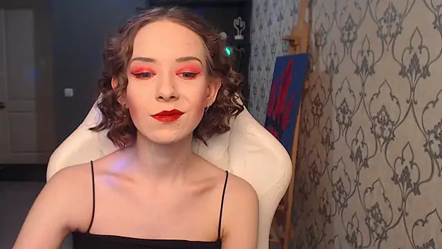 Snapshot of FascinatingEyess chatting on April 18, 8:53 pm FascinatingEyess online show from April 18, 8:53 pm