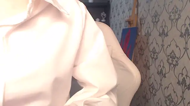 Snapshot of FascinatingEyess chatting on June 27, 6:58 pm FascinatingEyess online show from June 27, 6:58 pm
