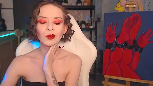 FascinatingEyess online show from March 2, 9:27 am