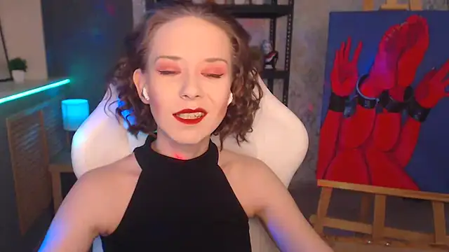 Snapshot of FascinatingEyess chatting on February 2, 9:34 pm FascinatingEyess online show from February 2, 9:34 pm
