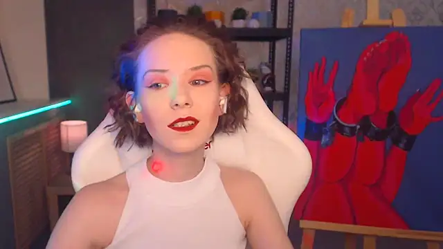 Snapshot of FascinatingEyess chatting on February 16, 11:50 pm FascinatingEyess online show from February 16, 11:50 pm