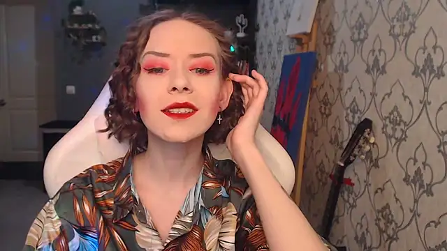 FascinatingEyess online show from March 23, 8:30 pm