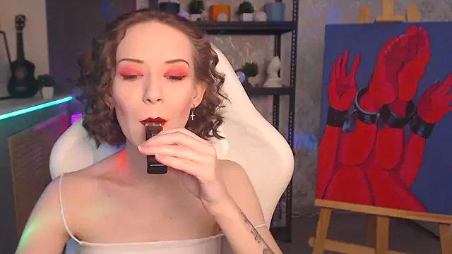 Snapshot of FascinatingEyess chatting on November 27, 8:26 am FascinatingEyess online show from November 27, 8:26 am