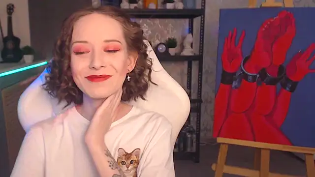 Snapshot of FascinatingEyess chatting on November 25, 1:33 pm FascinatingEyess online show from November 25, 1:33 pm