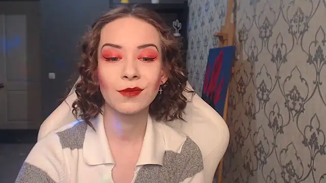 Snapshot of FascinatingEyess chatting on July 1, 8:09 pm FascinatingEyess online show from July 1, 8:09 pm