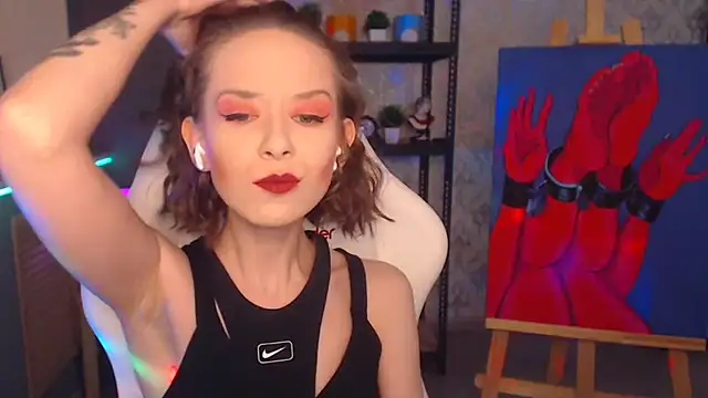 Snapshot of FascinatingEyess chatting on January 4, 9:09 pm FascinatingEyess online show from January 4, 9:09 pm
