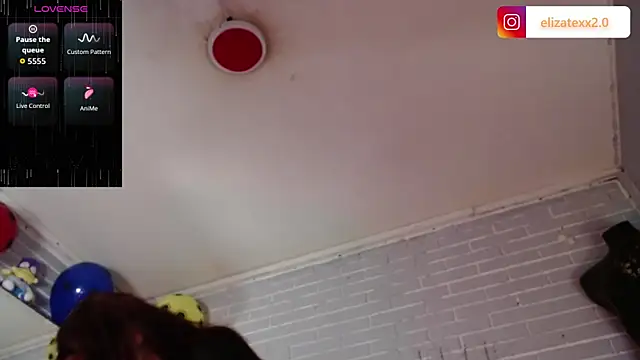 Snapshot of elizatexx chatting on June 19, 7:09 pm elizatexx online show from June 19, 7:09 pm