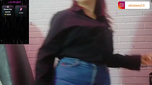 elizatexx online show from May 7, 7:06 pm