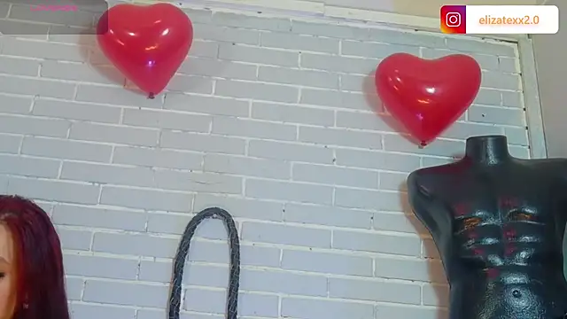 elizatexx online show from April 8, 7:15 pm