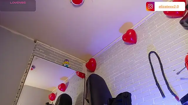 elizatexx online show from March 27, 8:10 pm