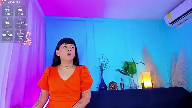Snapshot of yossi_peach_cute chatting on June 22, 8:28 pm yossi peach cute online show from June 22, 8:28 pm
