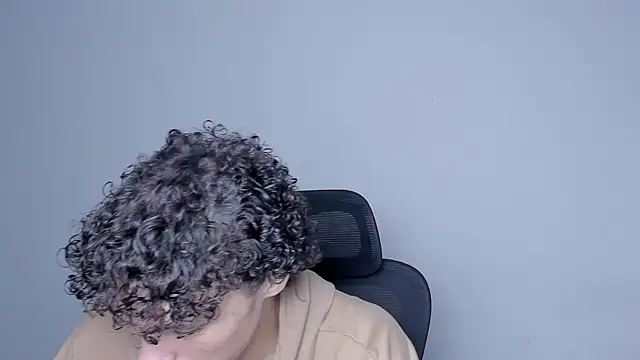 laurent nova online show from November 14, 9:13 am