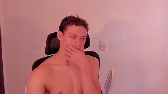 laurent nova online show from March 20, 9:05 pm