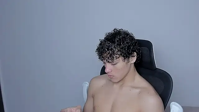 laurent nova online show from November 10, 3:44 am