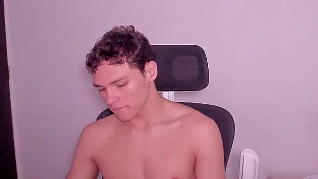 laurent nova online show from March 9, 12:41 pm