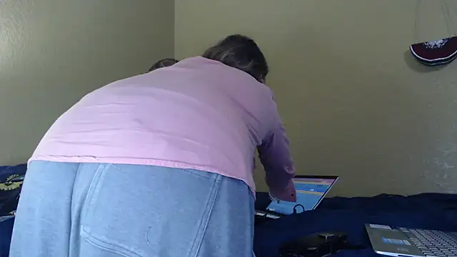 Snapshot of Babz0ntheR0x chatting on January 26, 3:27 am Babz0ntheR0x online show from January 26, 3:27 am