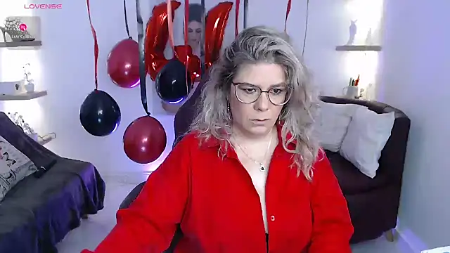 zehra sanem online show from May 14, 2:03 pm