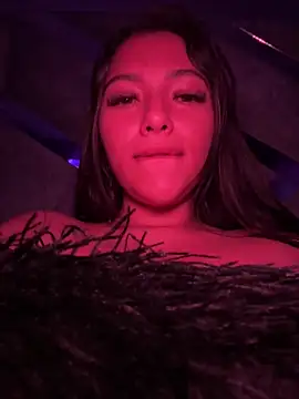 Dakotha v  online show from May 19, 1:21 am