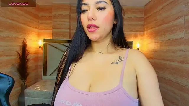 Dakotha v  online show from January 9, 3:24 am