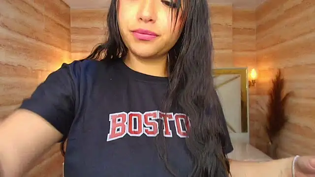 Dakotha v  online show from February 5, 3:24 am