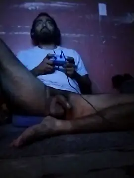 Snapshot of brownfeet chatting on January 13, 6:49 am brownfeet online show from January 13, 6:49 am