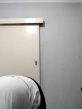 Snapshot of SlutyQueen32 chatting on October 10, 4:41 pm SlutyQueen32 online show from October 10, 4:41 pm