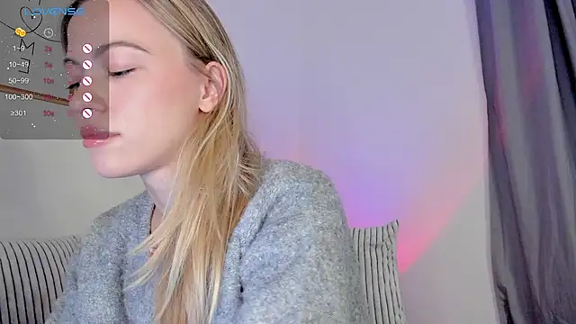 damn cutie online show from November 17, 4:33 pm